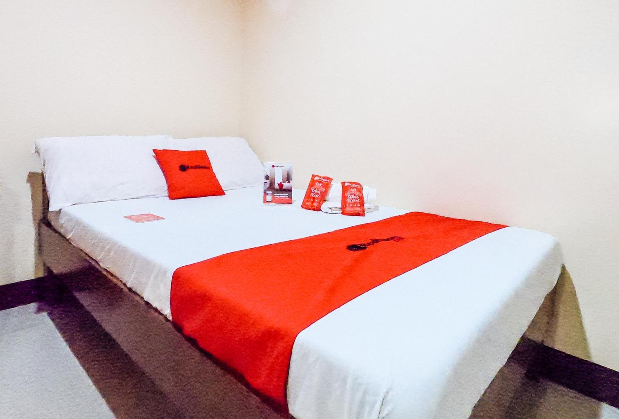 Reddoorz @ Pamaong Street Tagbilaran Exterior foto